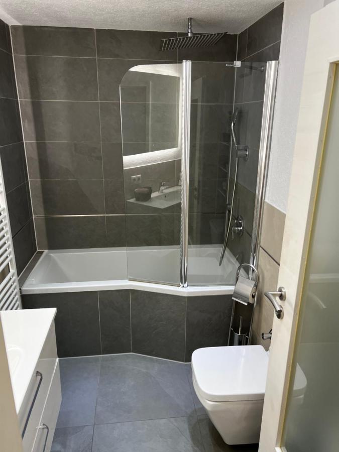 Moderne Wohnung Mit Bergblick Friedrichshafen Ngoại thất bức ảnh