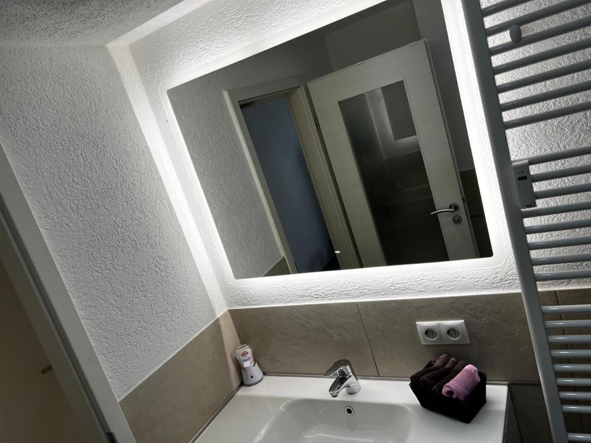 Moderne Wohnung Mit Bergblick Friedrichshafen Ngoại thất bức ảnh